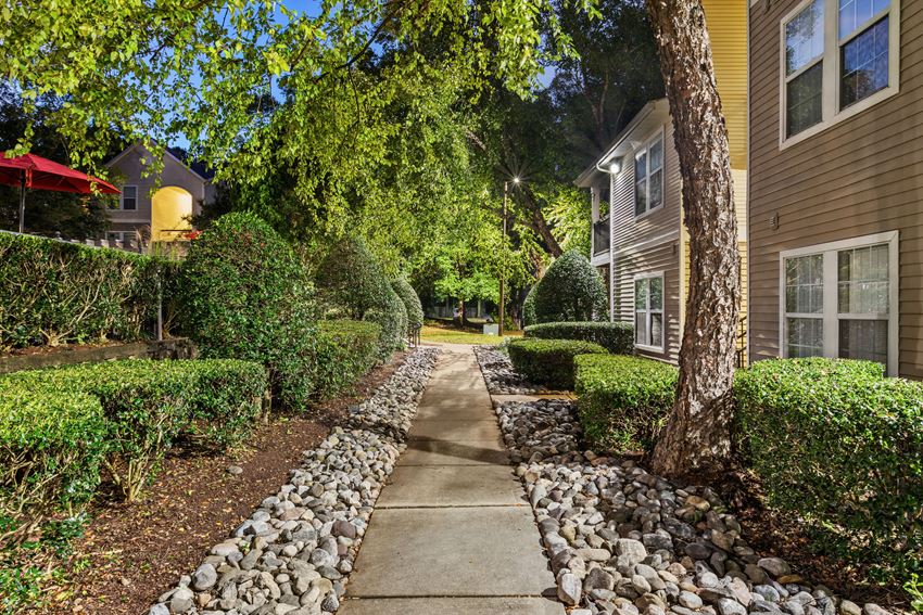 Matthews Reserve Apartments, 1315 Cameron Village Drive, Matthews, NC